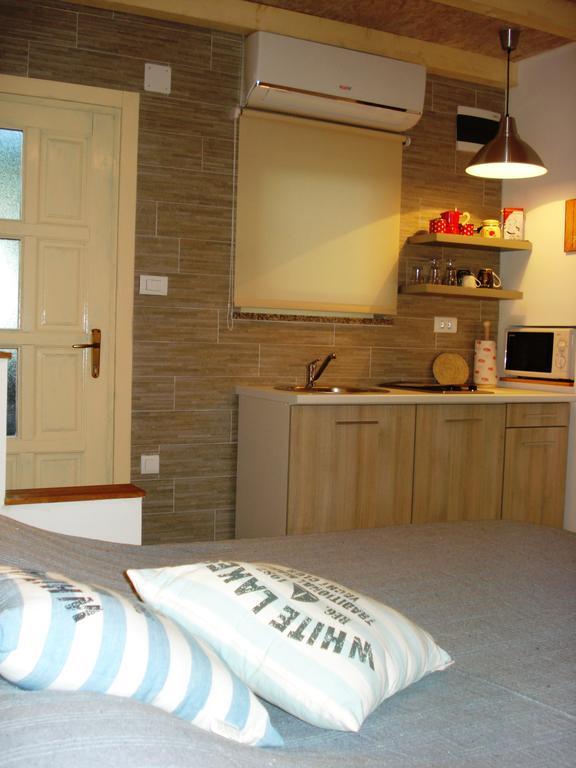 Studio Apartment Md Roc ภายนอก รูปภาพ