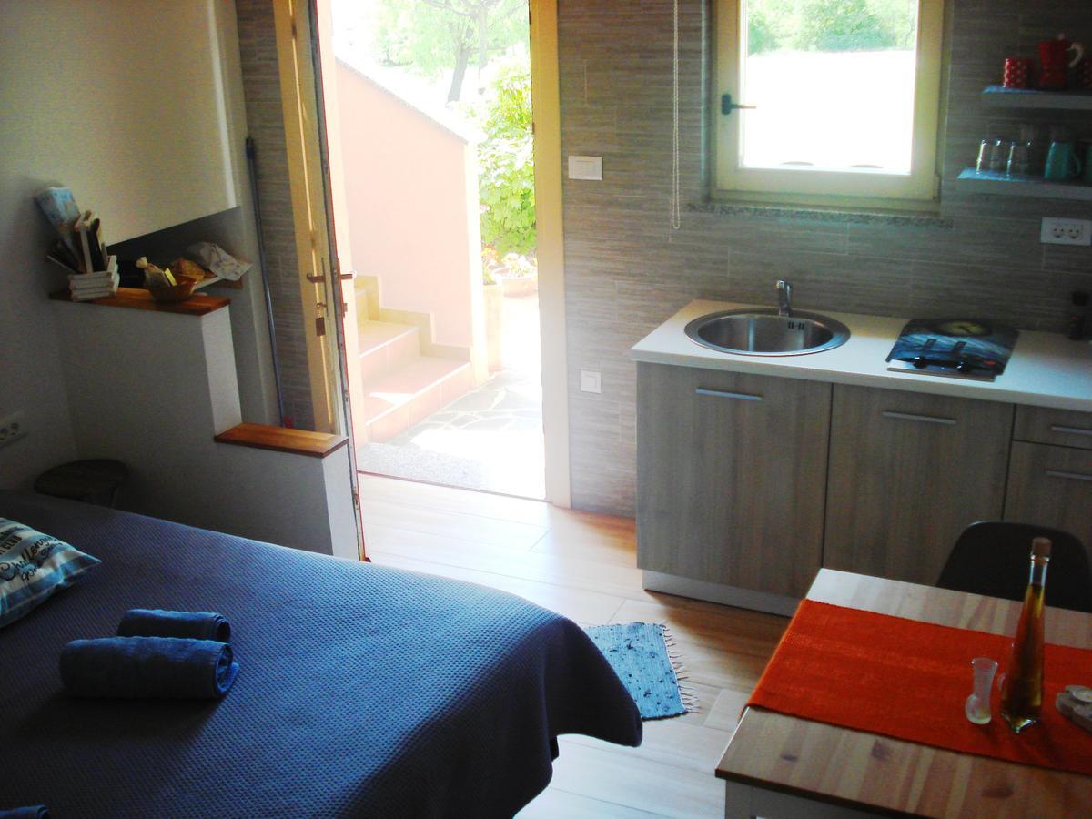 Studio Apartment Md Roc ภายนอก รูปภาพ